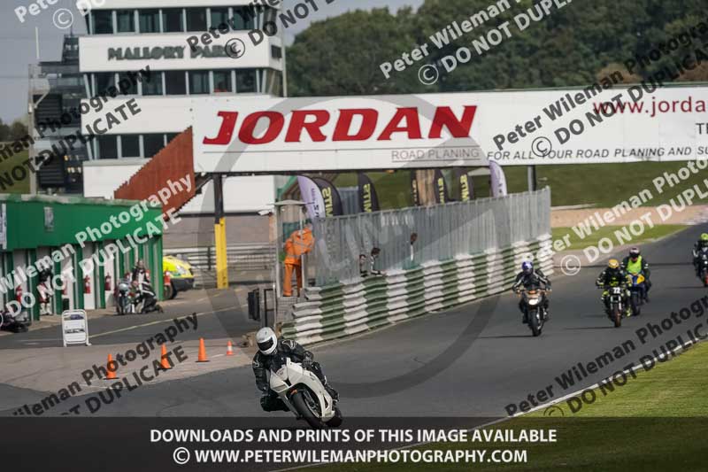 enduro digital images;event digital images;eventdigitalimages;mallory park;mallory park photographs;mallory park trackday;mallory park trackday photographs;no limits trackdays;peter wileman photography;racing digital images;trackday digital images;trackday photos